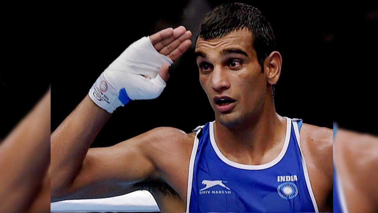 Usthadian Academy / Indian Boxer Mandeep Jangra Secures U.S Intercontinental Title